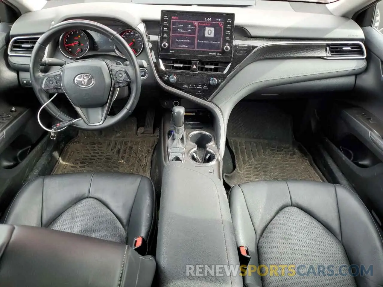 8 Photograph of a damaged car 4T1K61BK9NU072015 TOYOTA CAMRY 2022