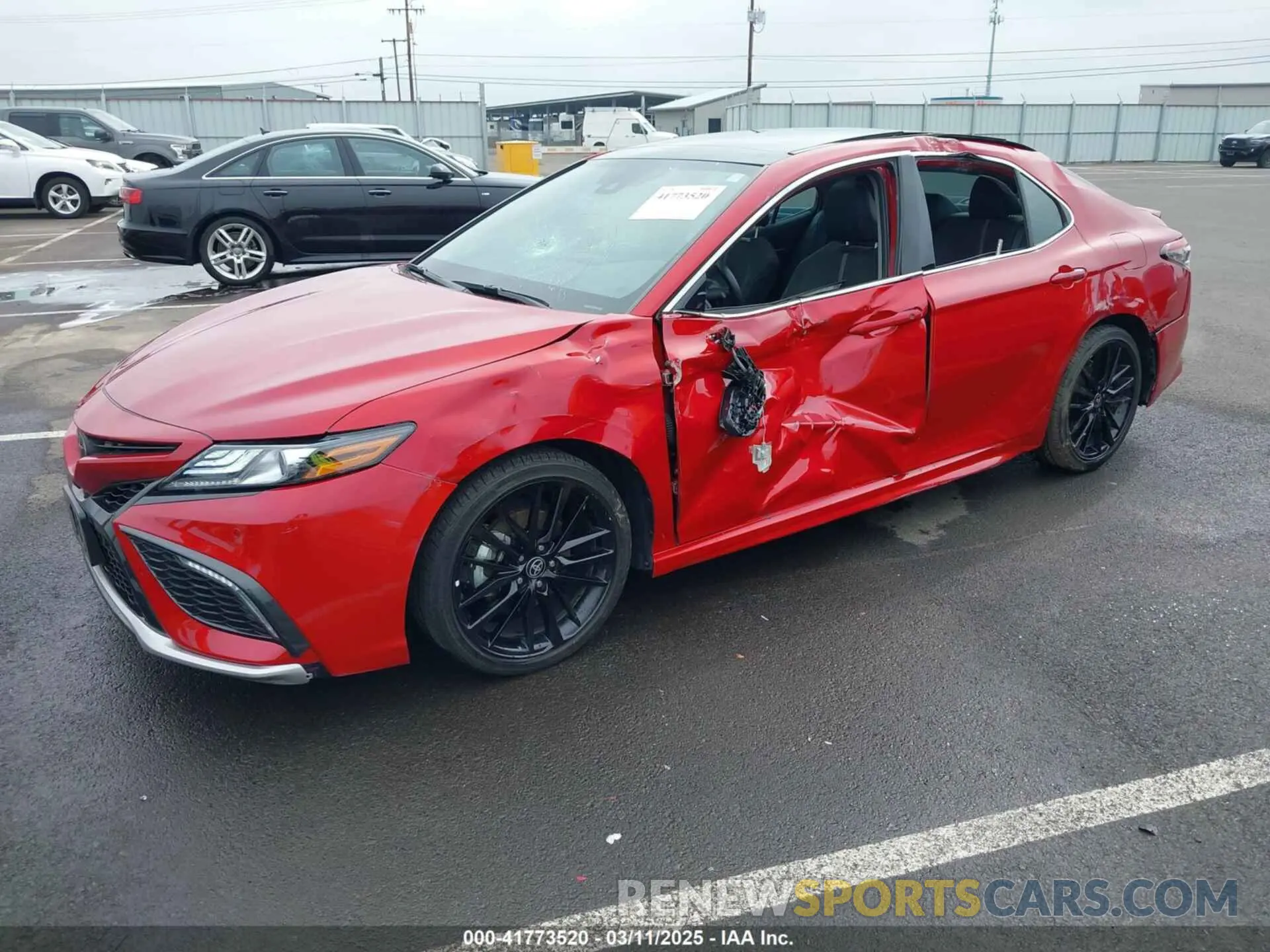 2 Photograph of a damaged car 4T1K61BKXNU068748 TOYOTA CAMRY 2022