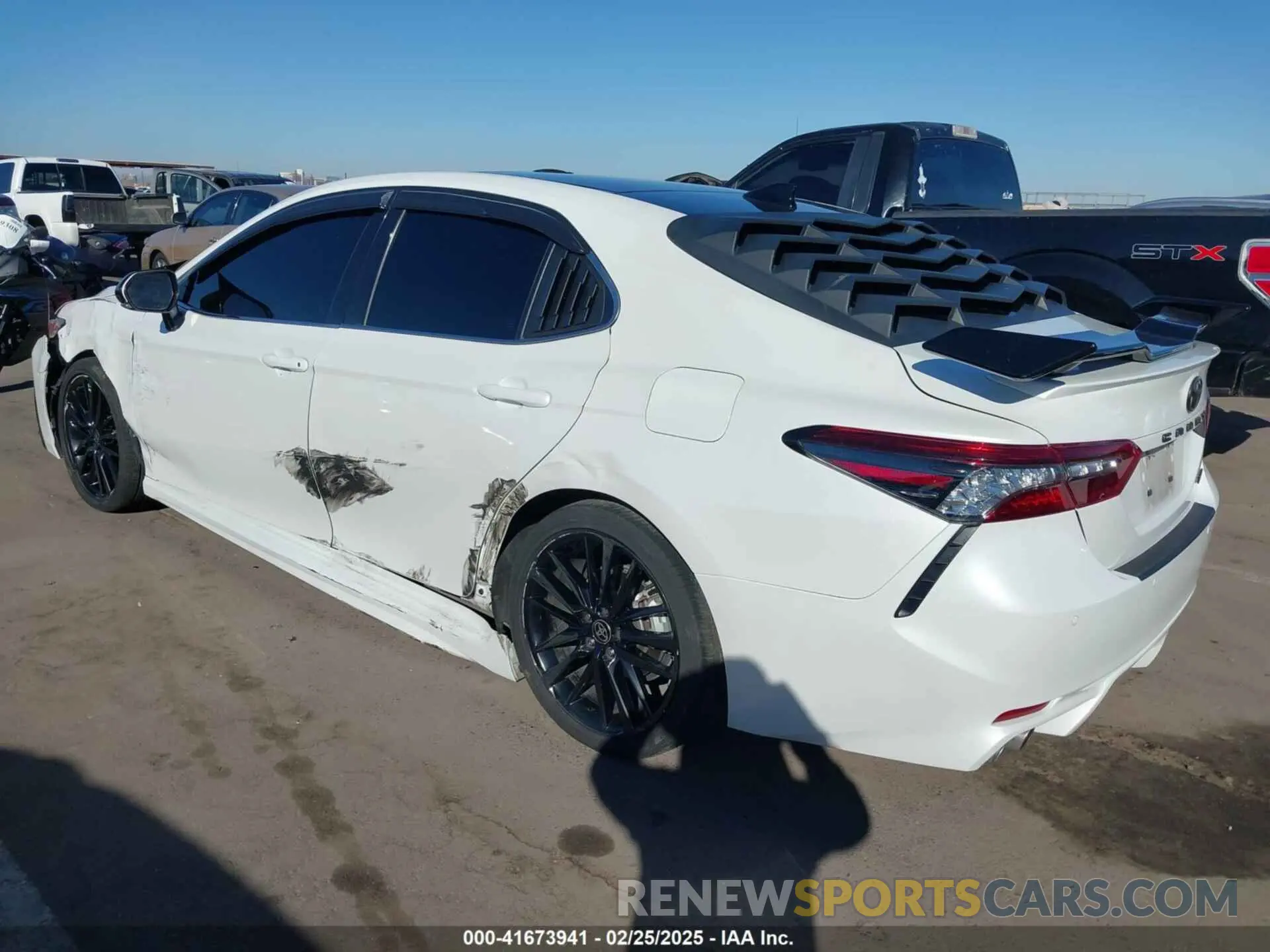 3 Photograph of a damaged car 4T1KZ1AK0NU064491 TOYOTA CAMRY 2022