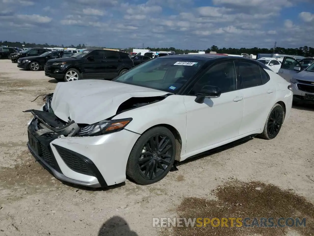 1 Photograph of a damaged car 4T1KZ1AK0NU069397 TOYOTA CAMRY 2022