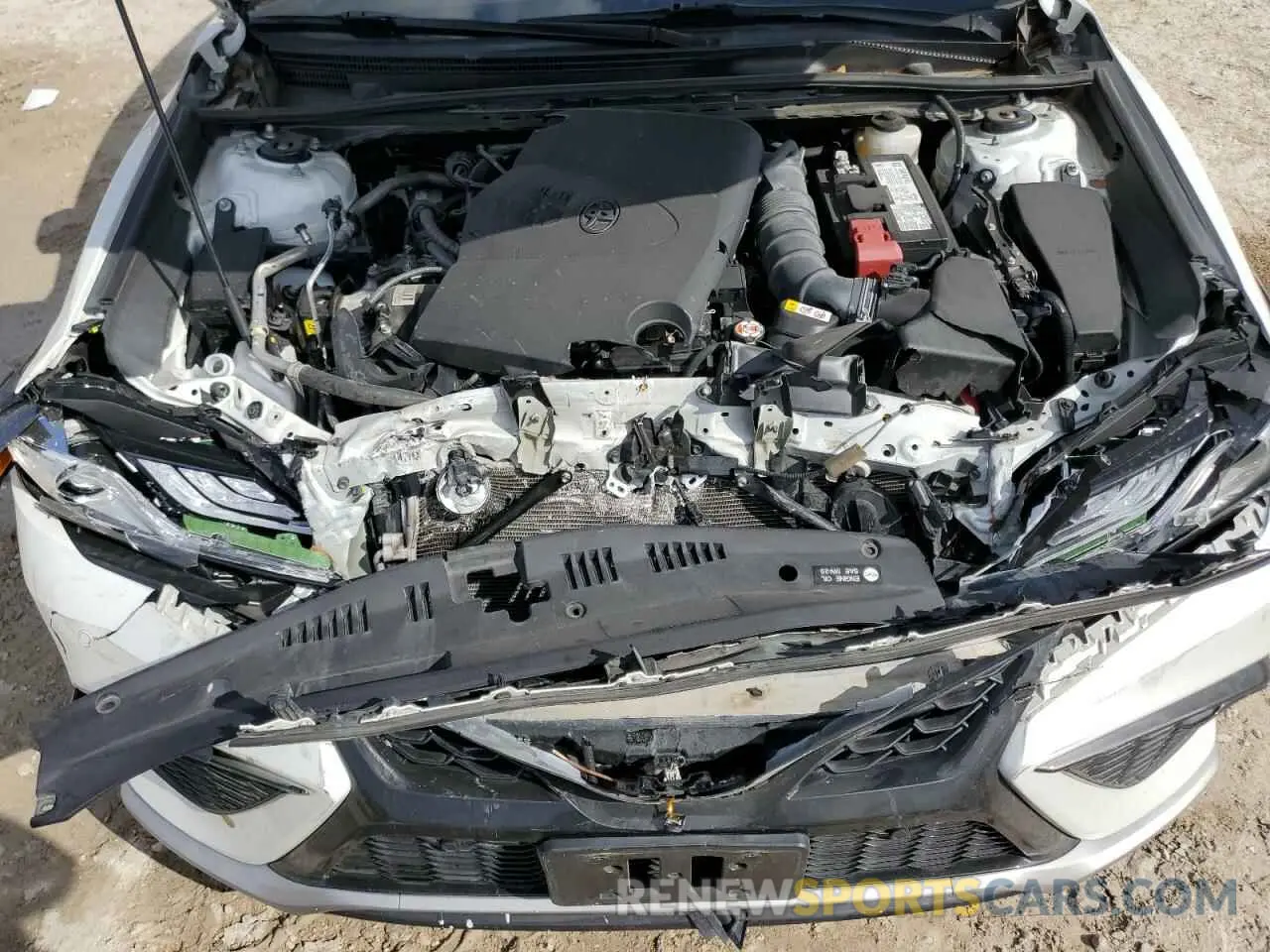 11 Photograph of a damaged car 4T1KZ1AK0NU069397 TOYOTA CAMRY 2022