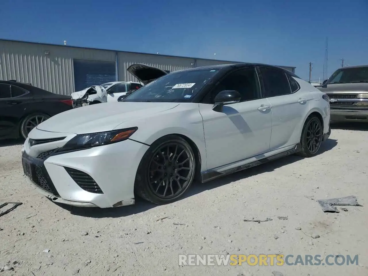 1 Photograph of a damaged car 4T1KZ1AK1NU069537 TOYOTA CAMRY 2022