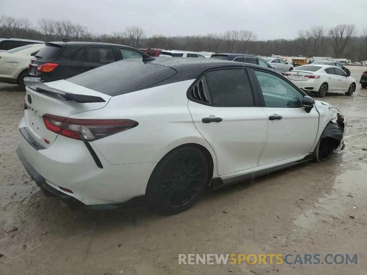 3 Photograph of a damaged car 4T1KZ1AK1NU070946 TOYOTA CAMRY 2022
