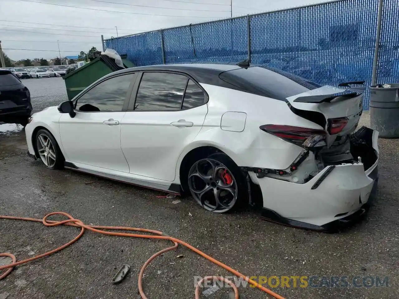 2 Photograph of a damaged car 4T1KZ1AK2NU060880 TOYOTA CAMRY 2022