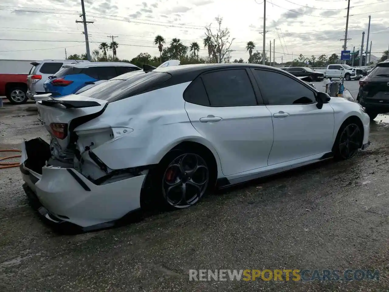 3 Photograph of a damaged car 4T1KZ1AK2NU060880 TOYOTA CAMRY 2022