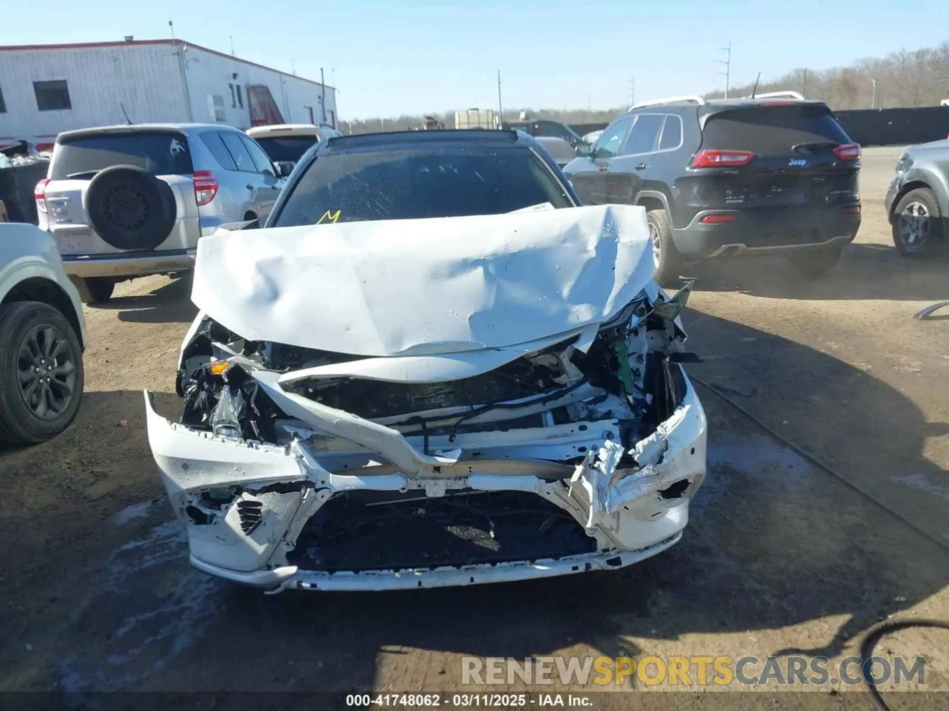 11 Photograph of a damaged car 4T1KZ1AK2NU069465 TOYOTA CAMRY 2022