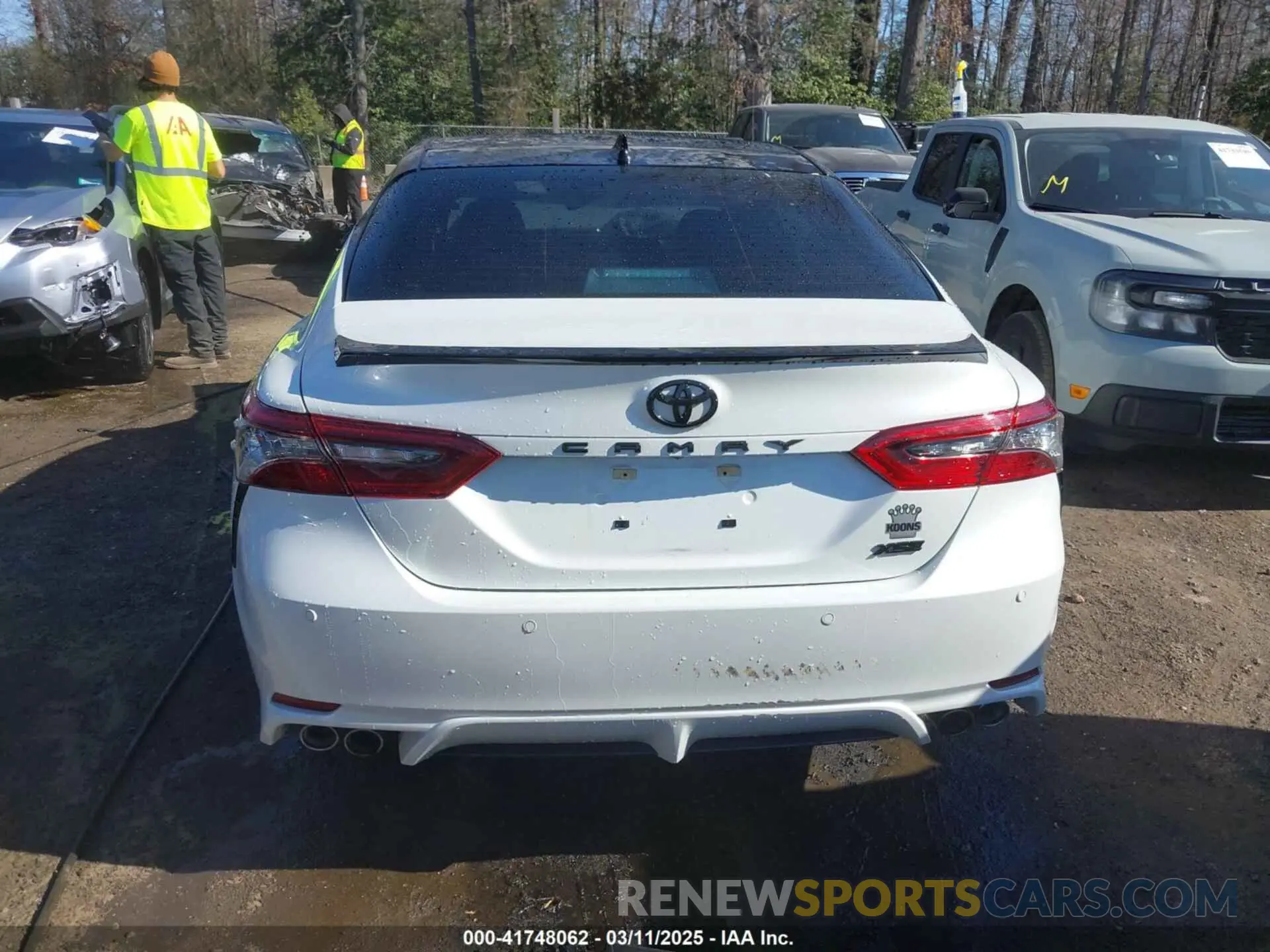 15 Photograph of a damaged car 4T1KZ1AK2NU069465 TOYOTA CAMRY 2022
