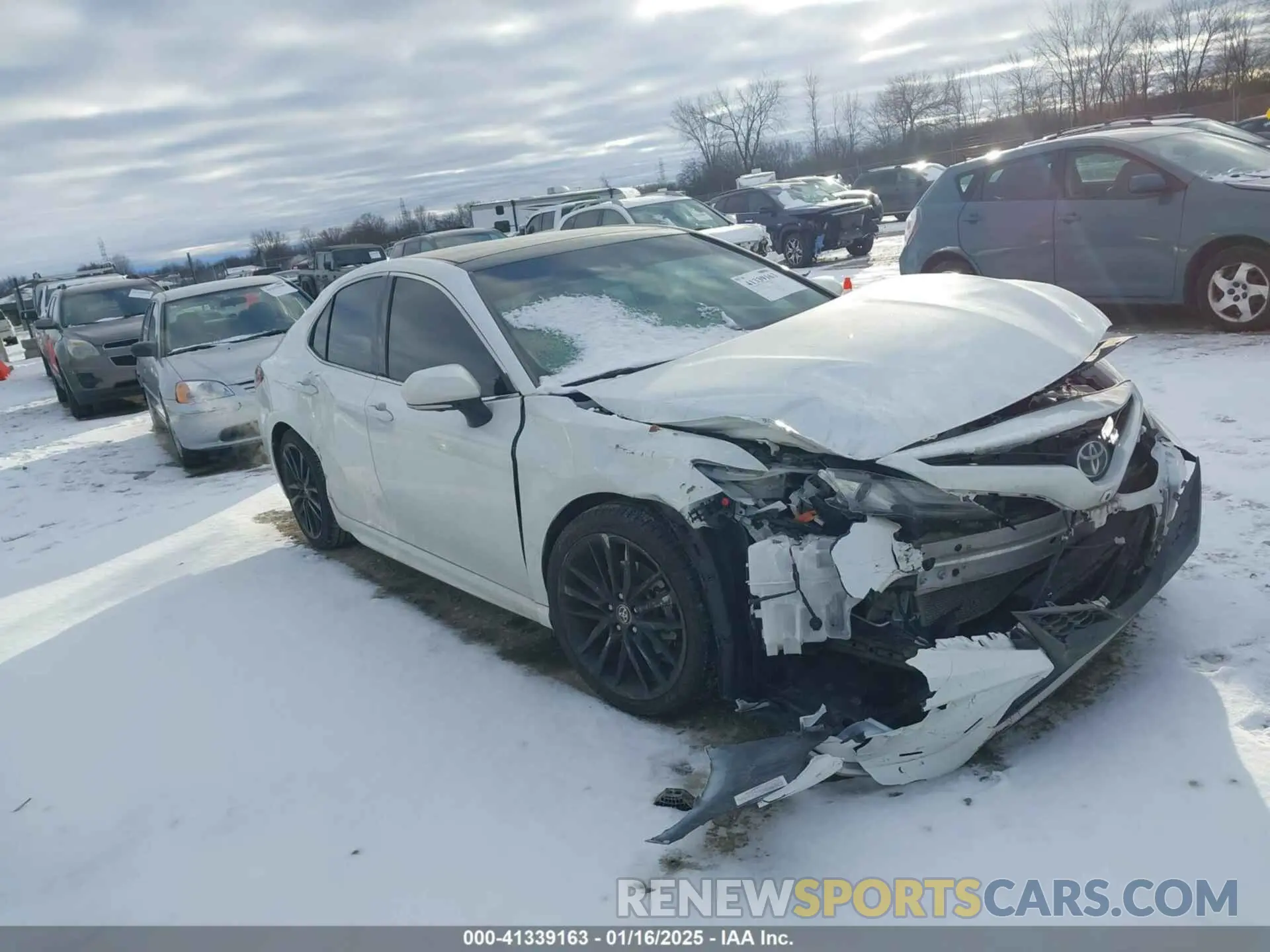1 Photograph of a damaged car 4T1KZ1AK3NU062105 TOYOTA CAMRY 2022