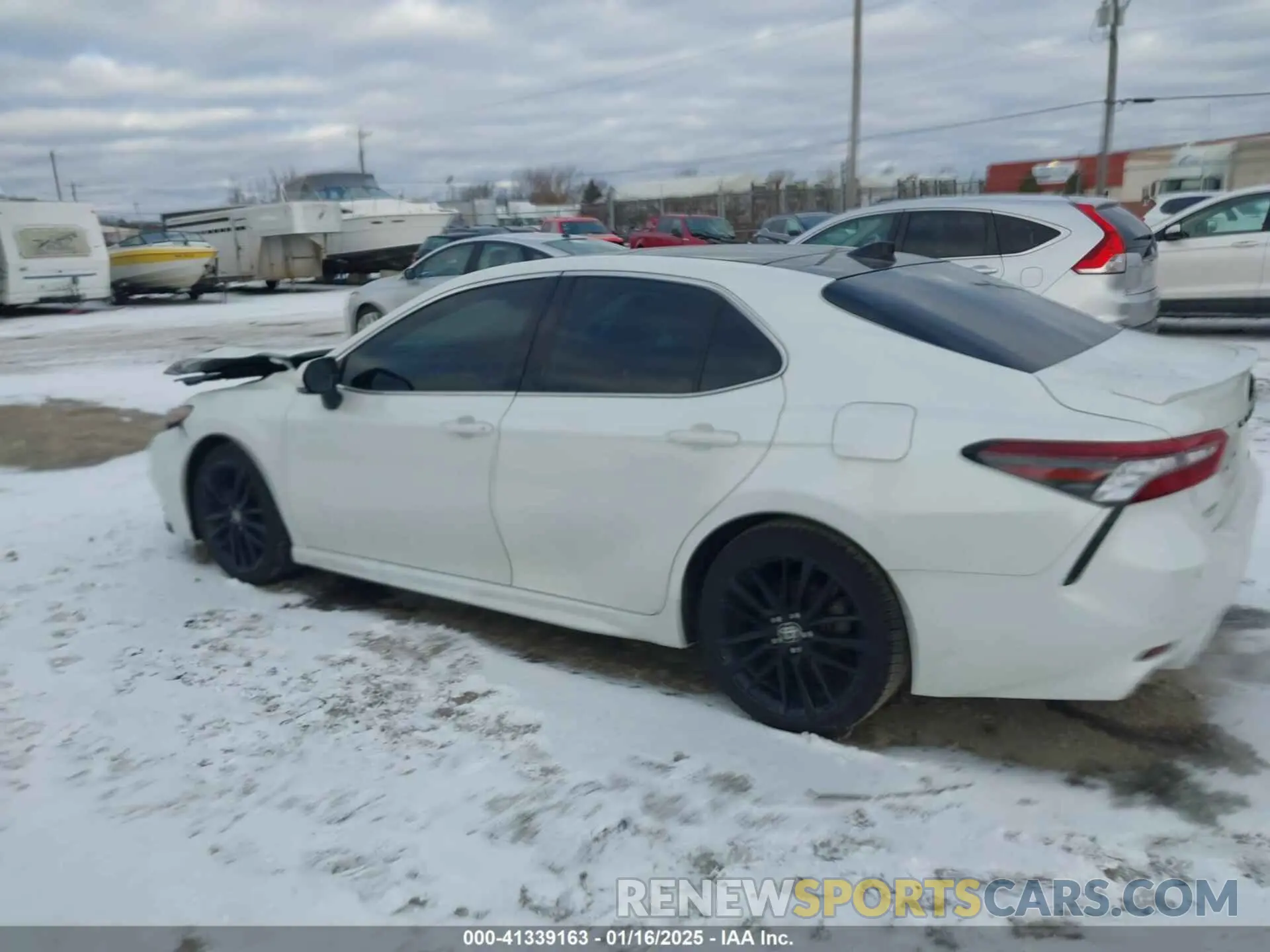 14 Photograph of a damaged car 4T1KZ1AK3NU062105 TOYOTA CAMRY 2022