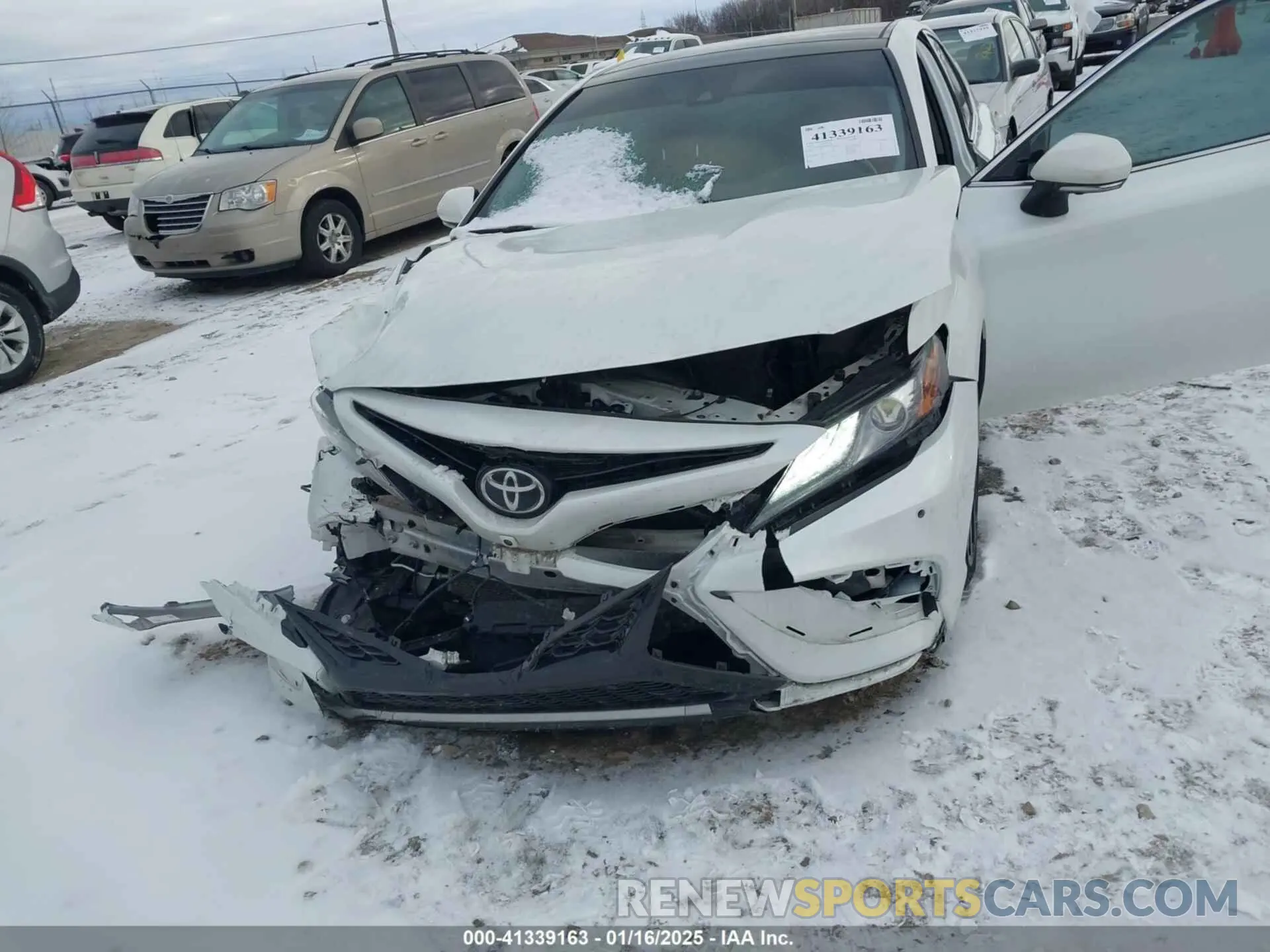 6 Photograph of a damaged car 4T1KZ1AK3NU062105 TOYOTA CAMRY 2022