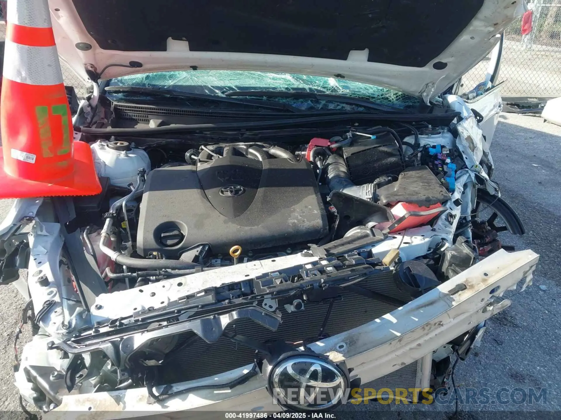 10 Photograph of a damaged car 4T1KZ1AK3NU068132 TOYOTA CAMRY 2022