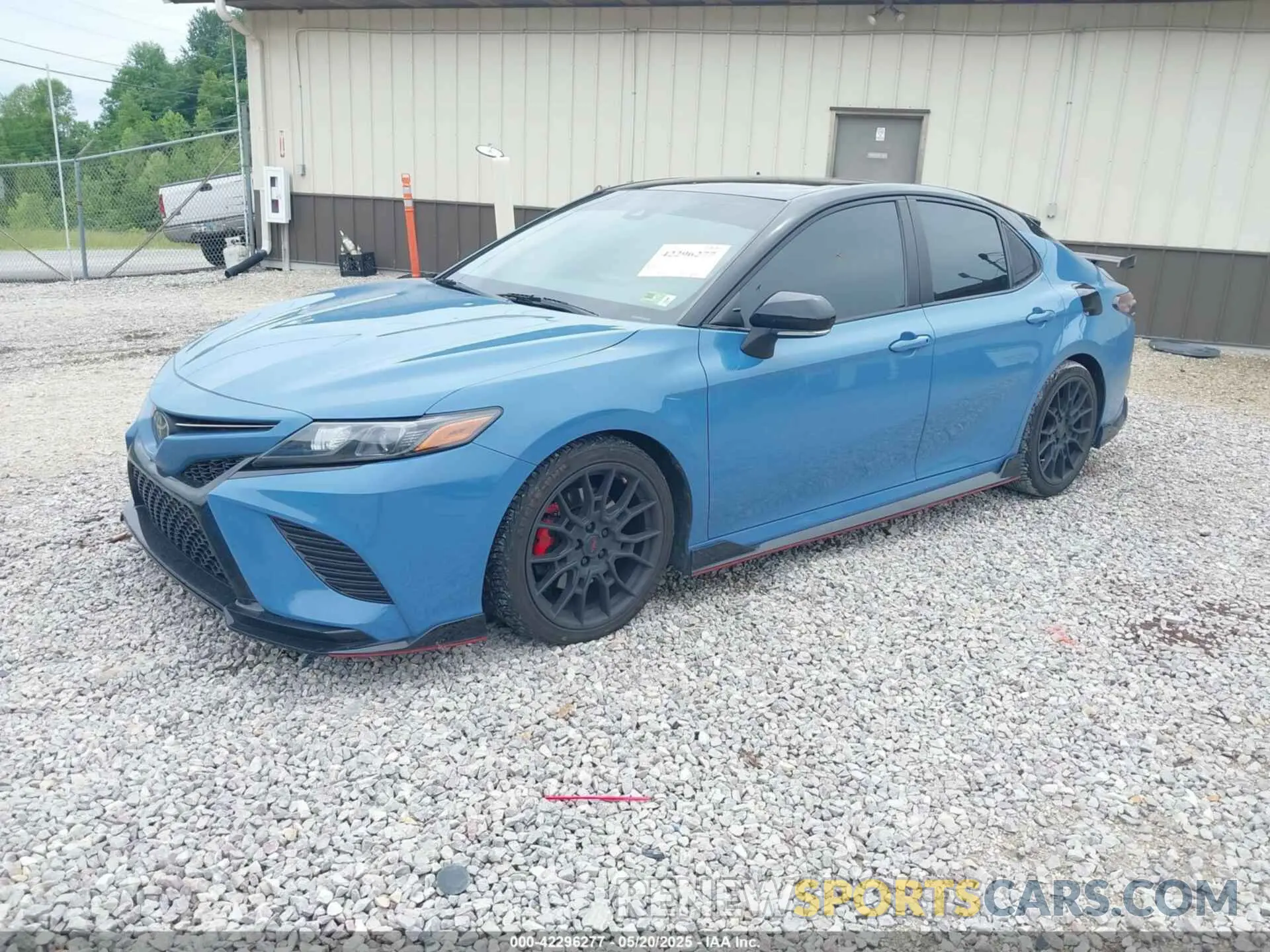 2 Photograph of a damaged car 4T1KZ1AK3NU070317 TOYOTA CAMRY 2022