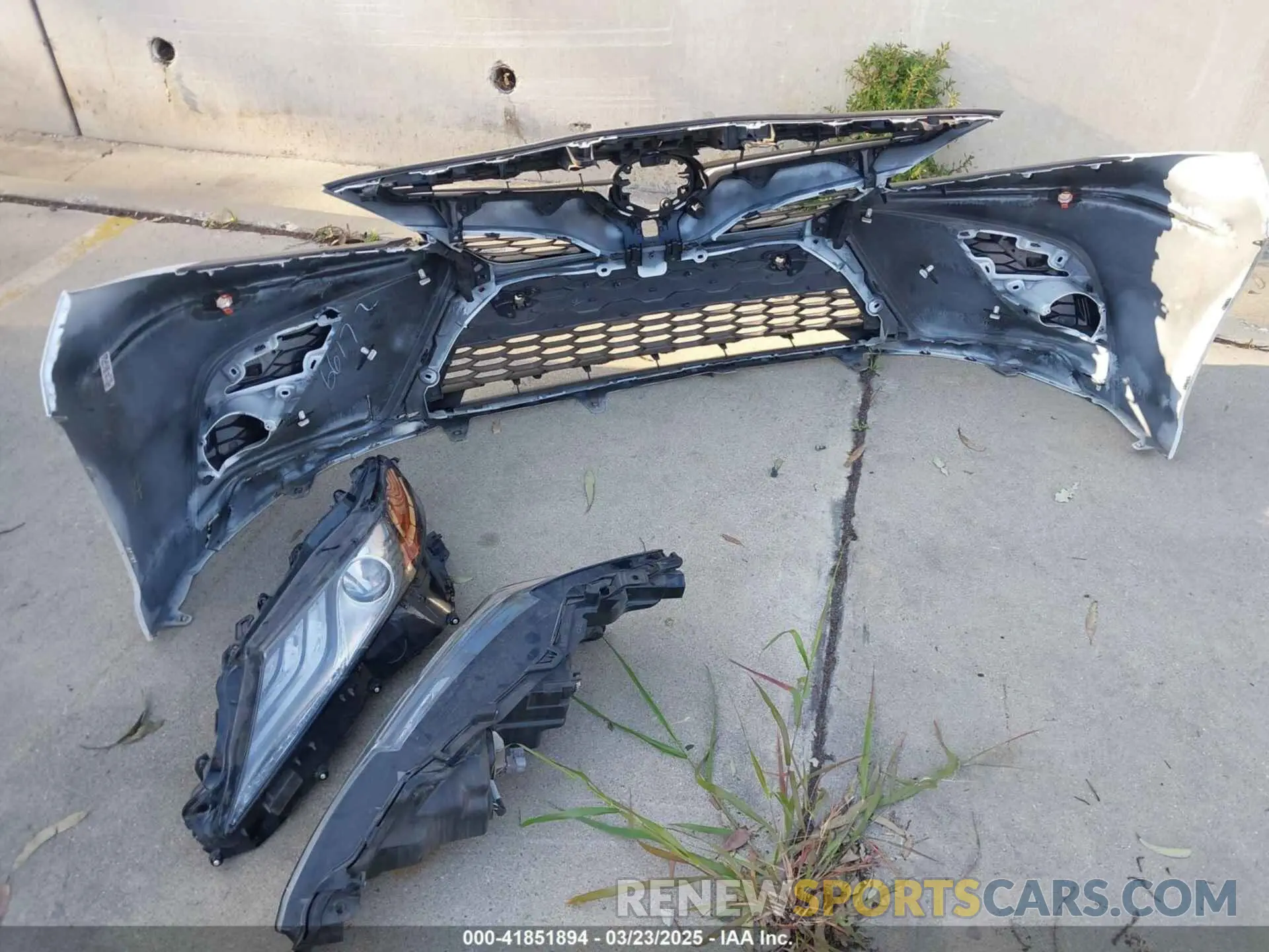12 Photograph of a damaged car 4T1KZ1AK4NU068897 TOYOTA CAMRY 2022