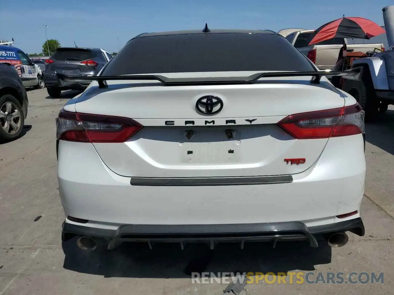 6 Photograph of a damaged car 4T1KZ1AK5NU060498 TOYOTA CAMRY 2022