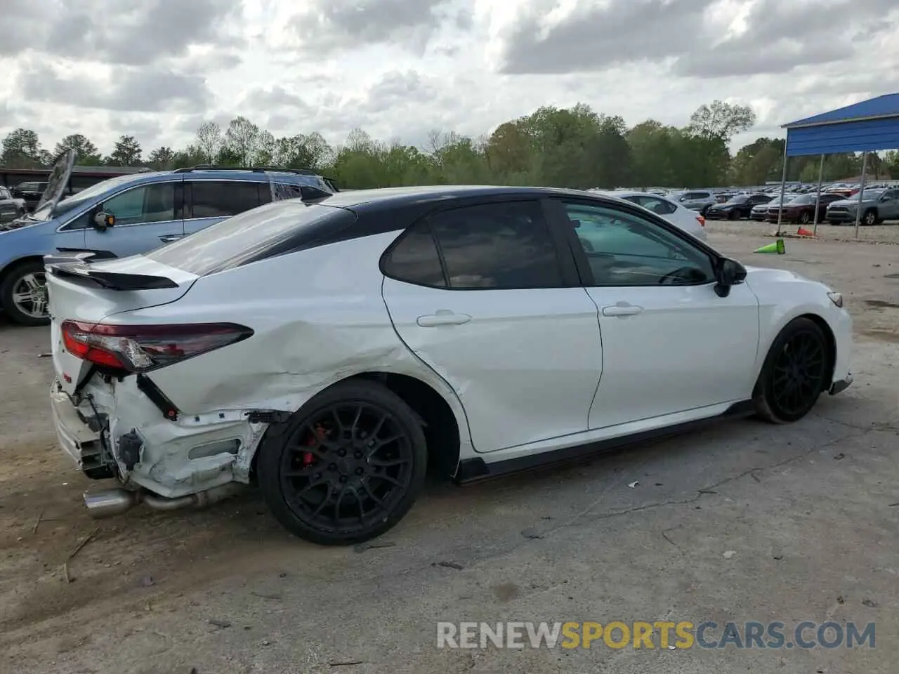 3 Photograph of a damaged car 4T1KZ1AK6NU064155 TOYOTA CAMRY 2022