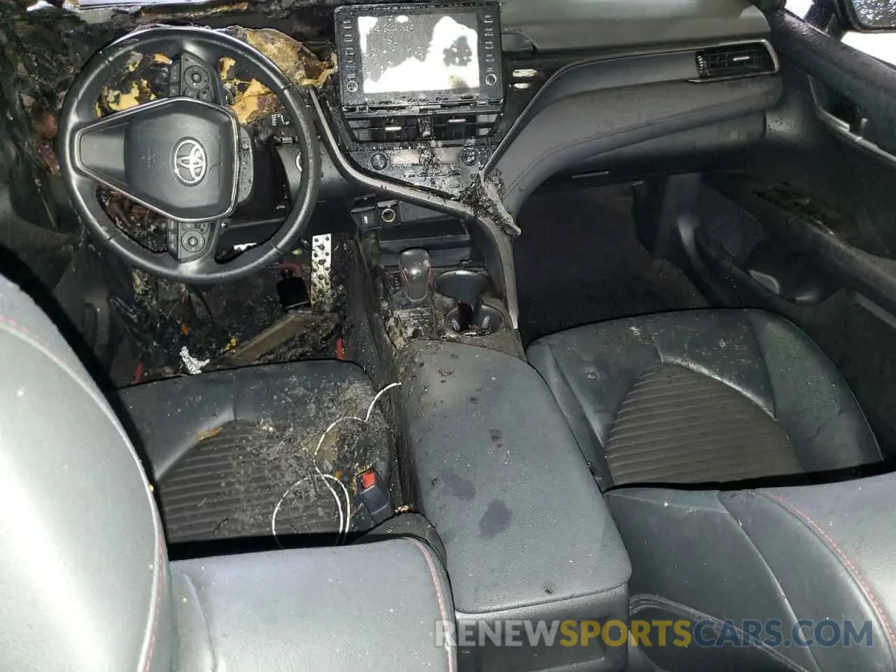 8 Photograph of a damaged car 4T1KZ1AK8NU066375 TOYOTA CAMRY 2022