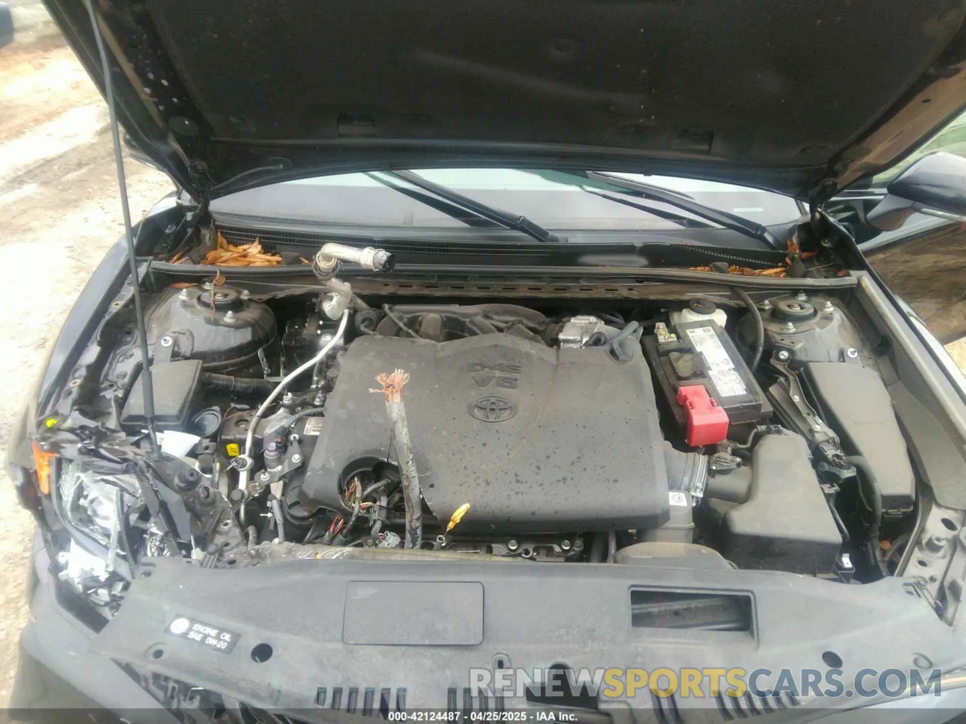 10 Photograph of a damaged car 4T1KZ1AK8NU069518 TOYOTA CAMRY 2022