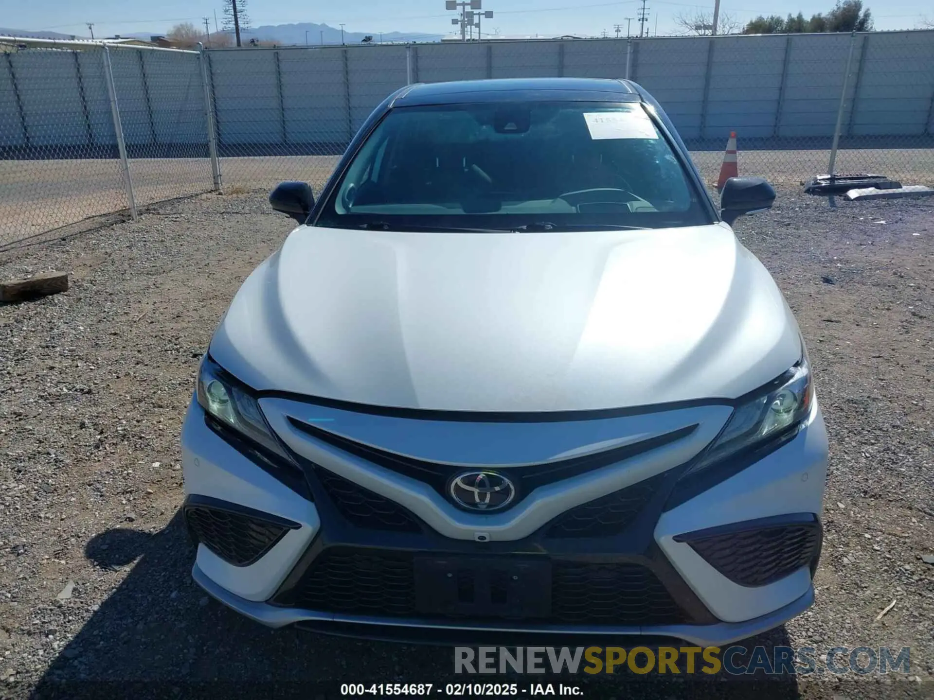12 Photograph of a damaged car 4T1KZ1AK9NU065266 TOYOTA CAMRY 2022