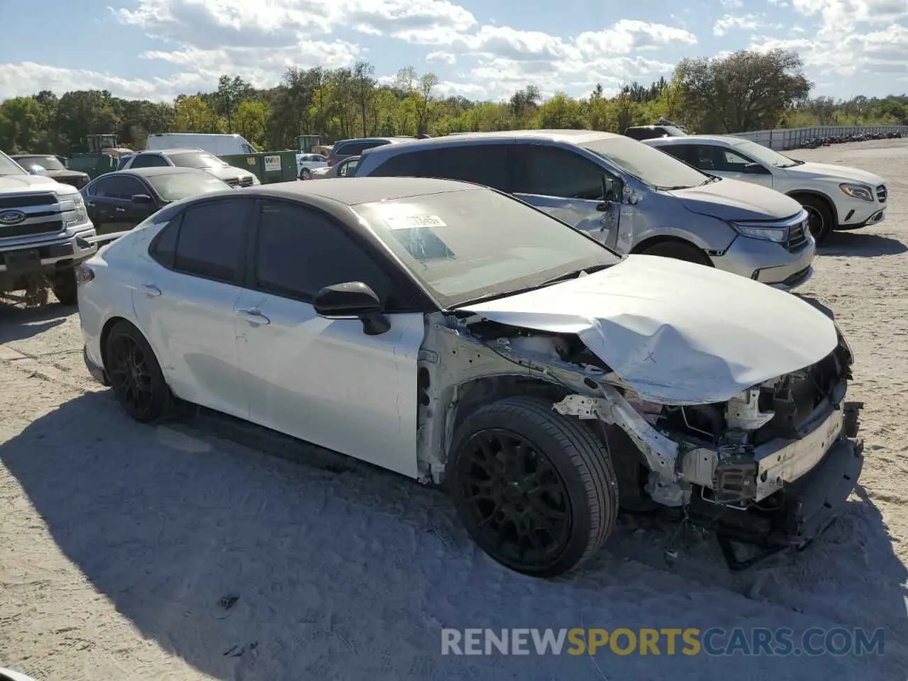 4 Photograph of a damaged car 4T1KZ1AK9NU068412 TOYOTA CAMRY 2022
