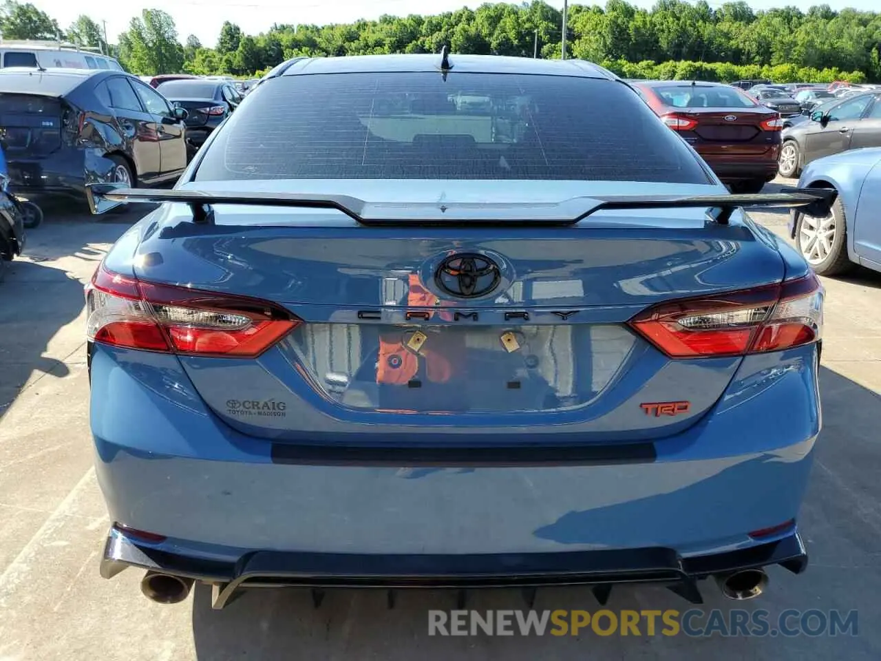 6 Photograph of a damaged car 4T1KZ1AKXNU062506 TOYOTA CAMRY 2022
