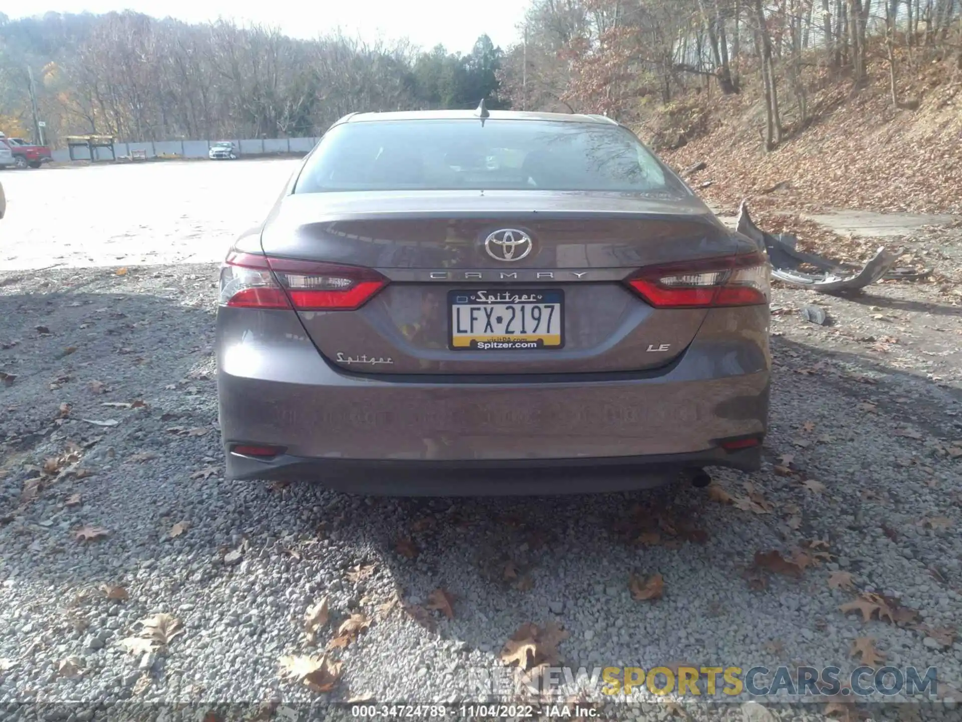 12 Photograph of a damaged car 4T1R11AK0NU674817 TOYOTA CAMRY 2022