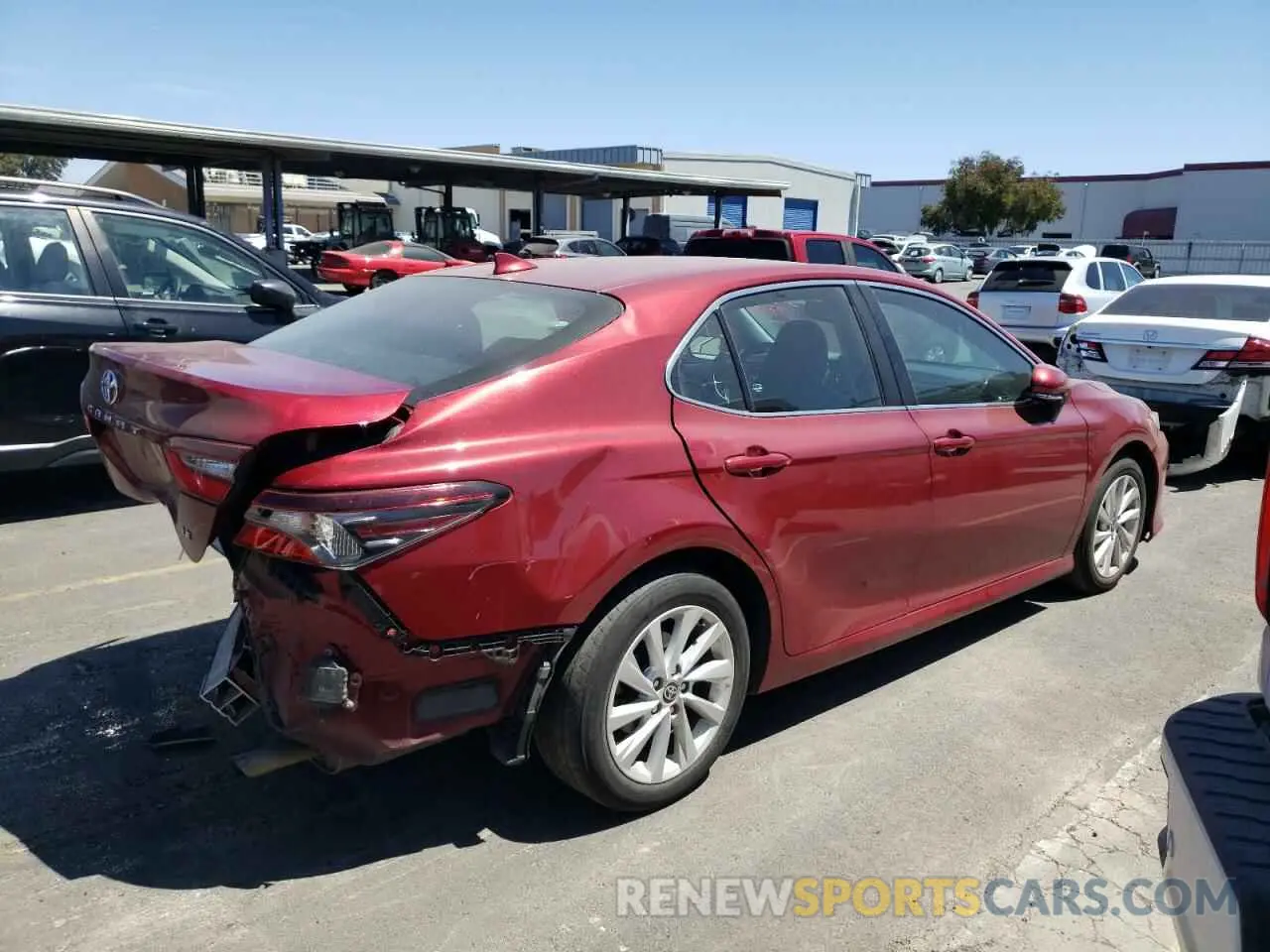 3 Photograph of a damaged car 4T1R11AK1NU655175 TOYOTA CAMRY 2022