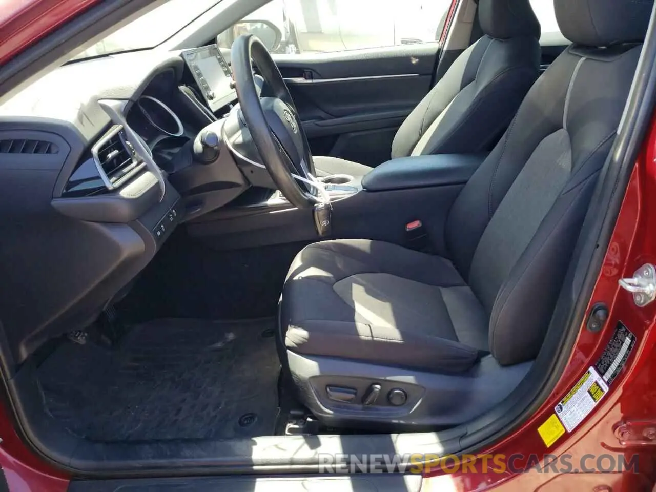 7 Photograph of a damaged car 4T1R11AK1NU655175 TOYOTA CAMRY 2022