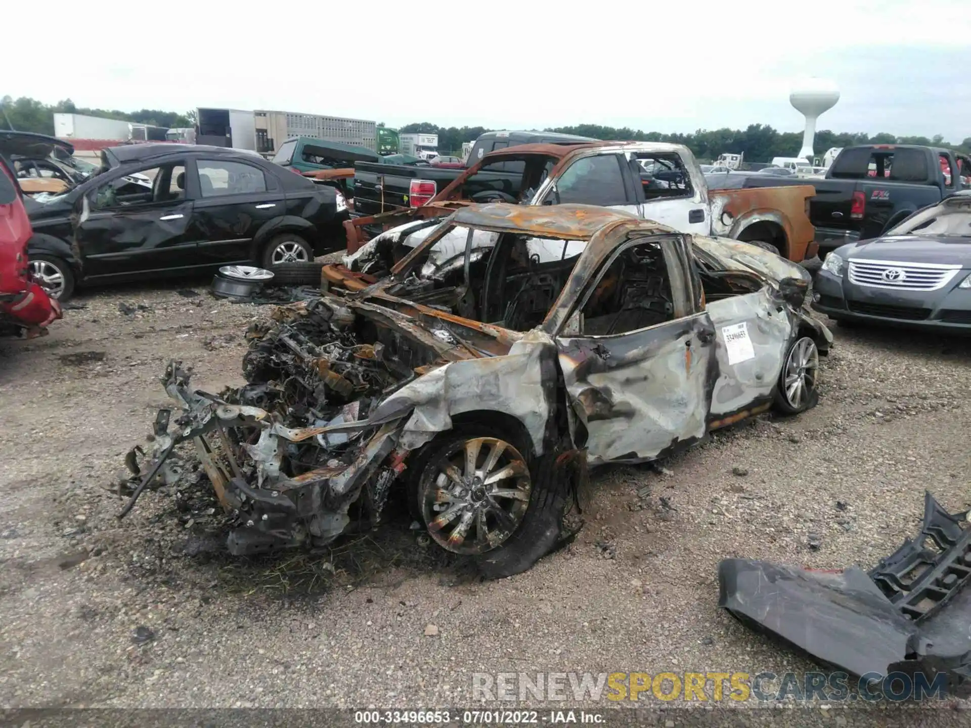 2 Photograph of a damaged car 4T1R11AK2NU061081 TOYOTA CAMRY 2022