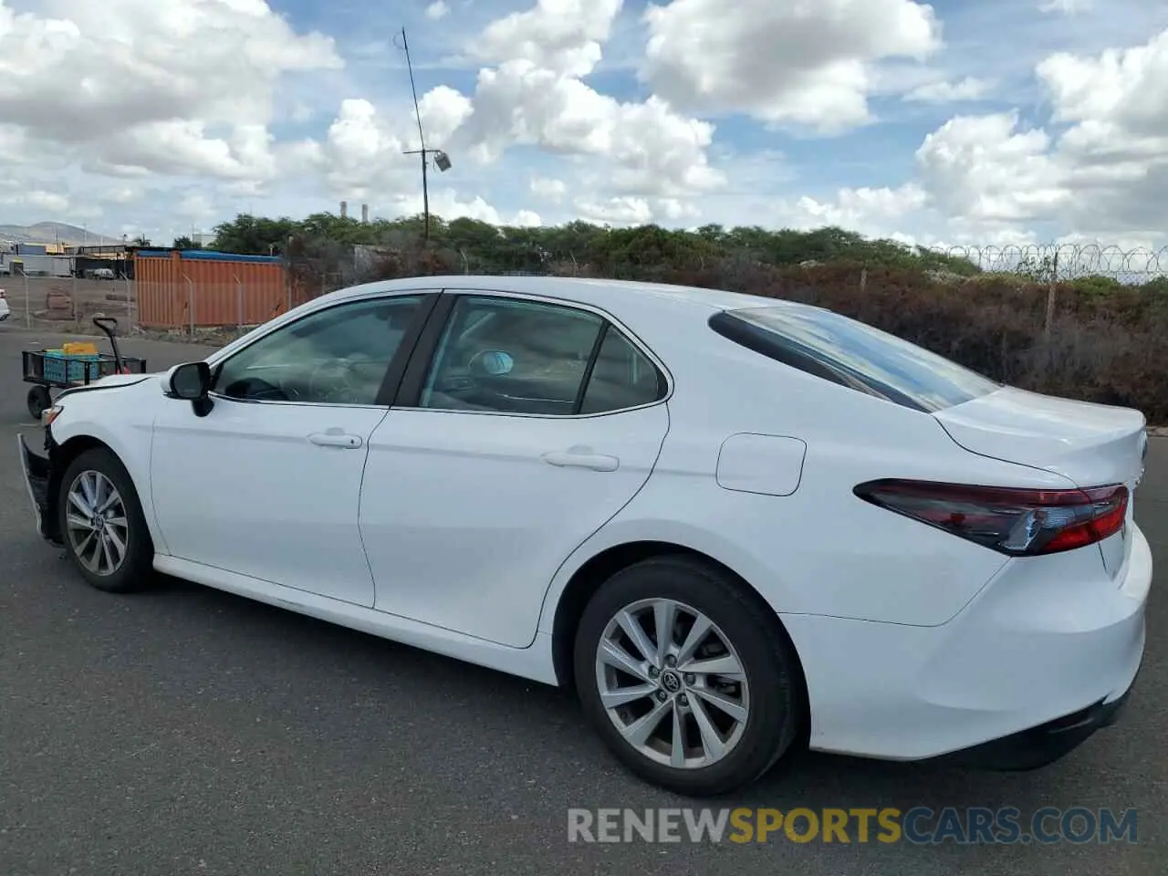 2 Photograph of a damaged car 4T1R11AK2NU069729 TOYOTA CAMRY 2022
