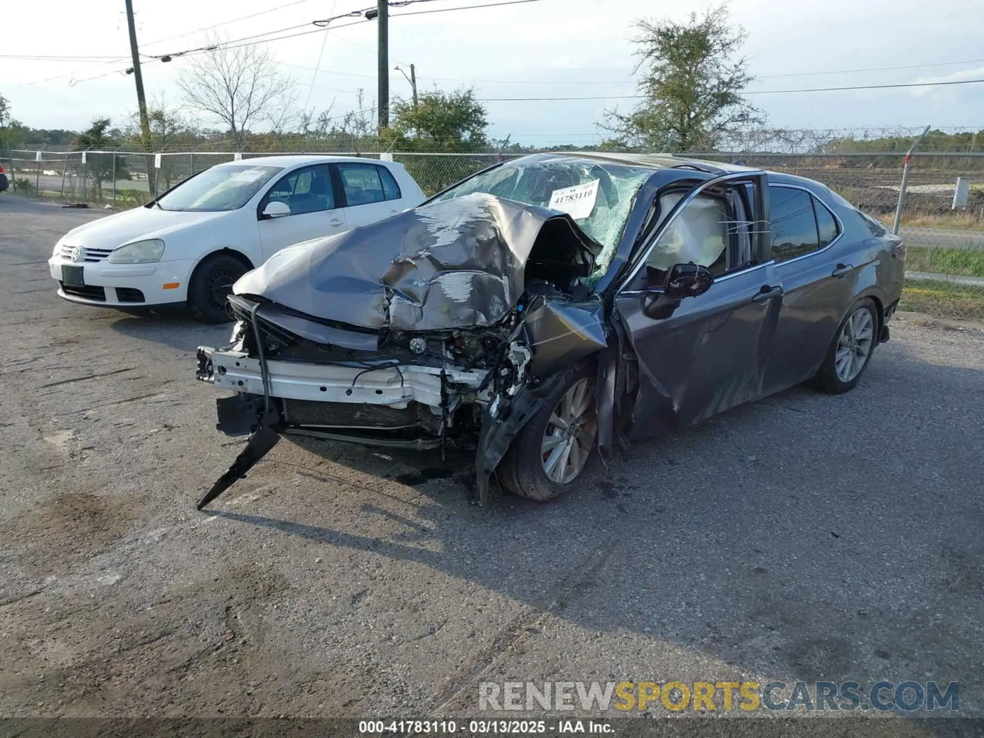 2 Photograph of a damaged car 4T1R11AK2NU069892 TOYOTA CAMRY 2022
