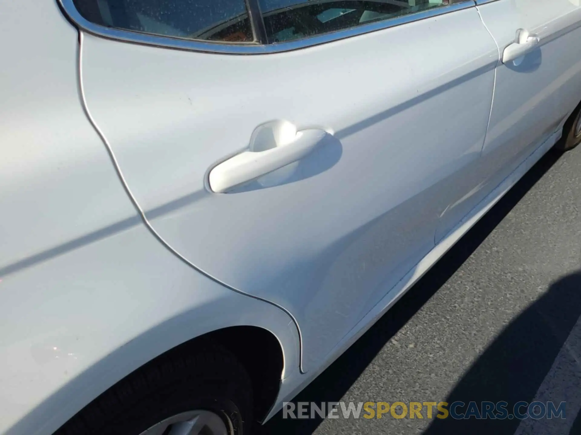 18 Photograph of a damaged car 4T1R11AK3NU624848 TOYOTA CAMRY 2022