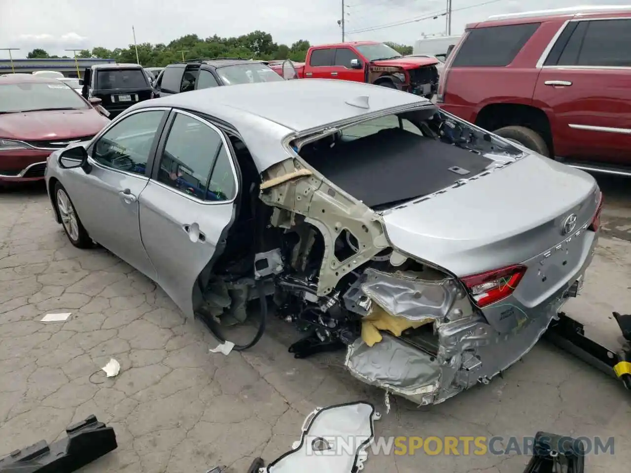 3 Photograph of a damaged car 4T1R11AK3NU672026 TOYOTA CAMRY 2022