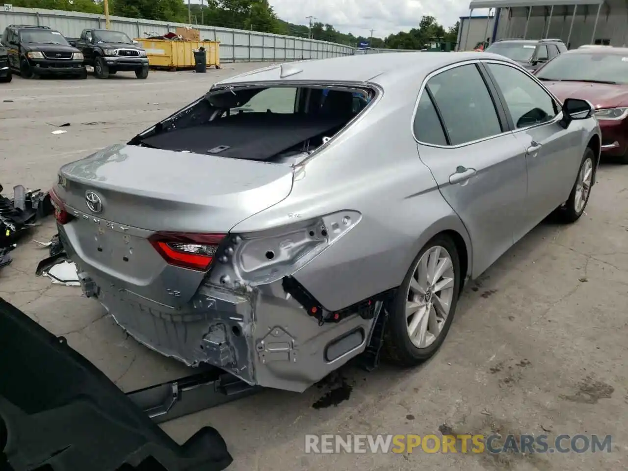 4 Photograph of a damaged car 4T1R11AK3NU672026 TOYOTA CAMRY 2022