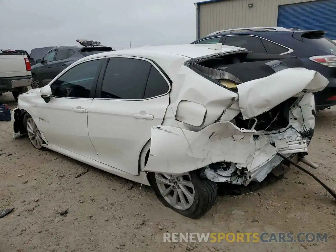 2 Photograph of a damaged car 4T1R11AK4NU046355 TOYOTA CAMRY 2022