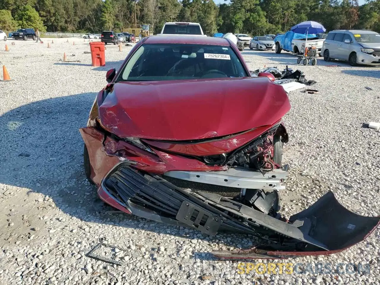 5 Photograph of a damaged car 4T1R11AK6NU630529 TOYOTA CAMRY 2022