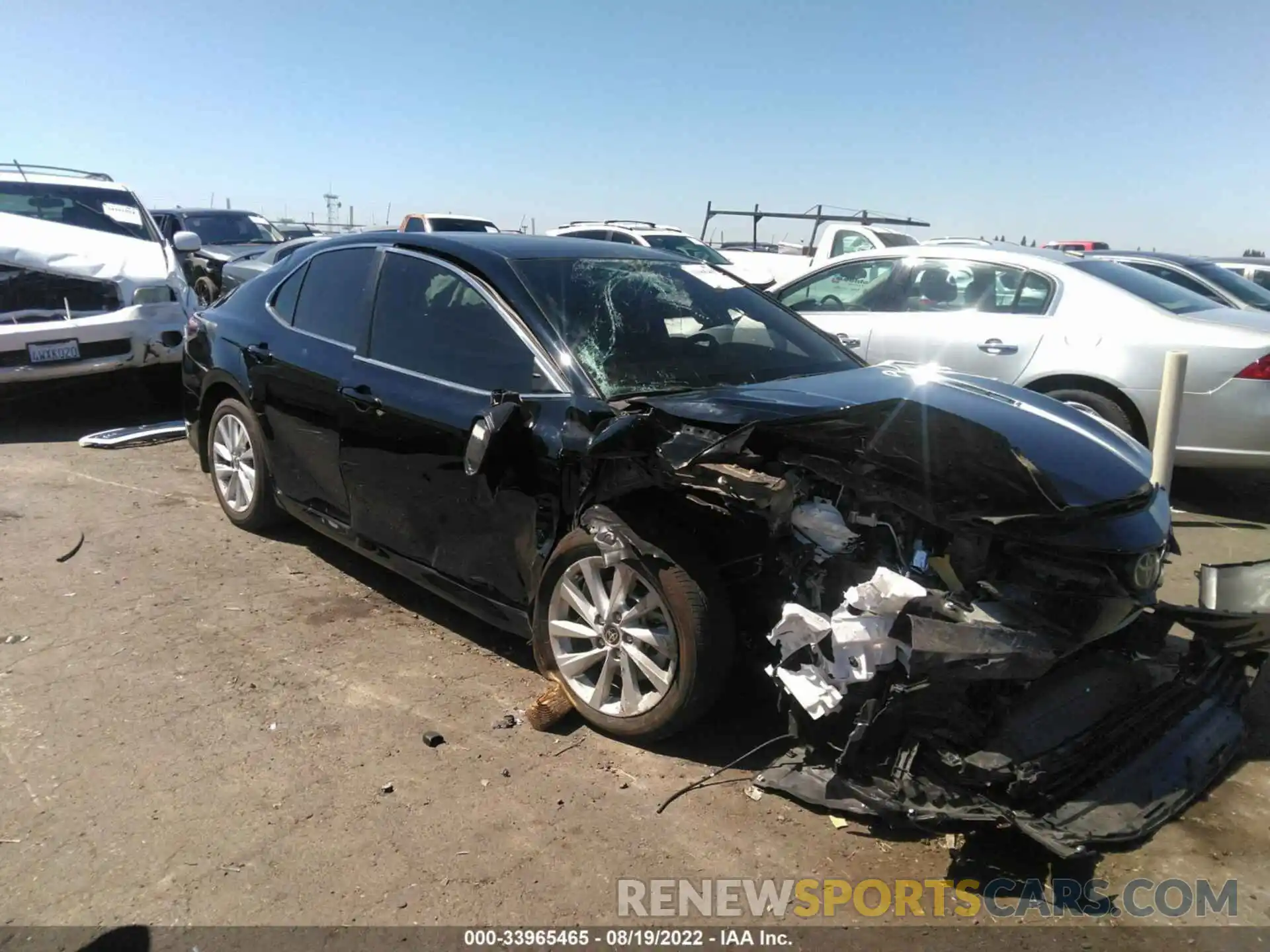 1 Photograph of a damaged car 4T1R11AK7NU622942 TOYOTA CAMRY 2022