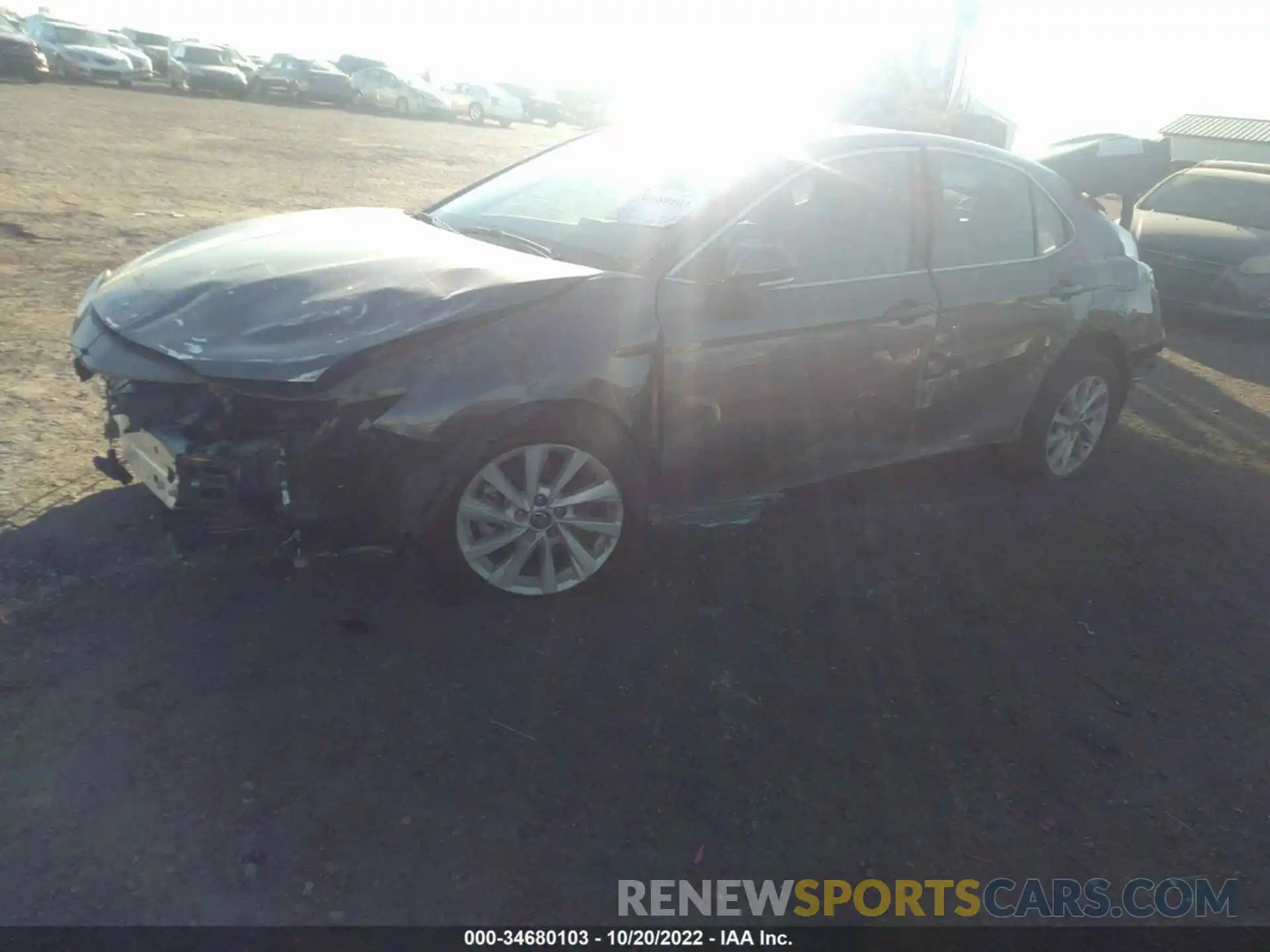 2 Photograph of a damaged car 4T1R11AK7NU662602 TOYOTA CAMRY 2022