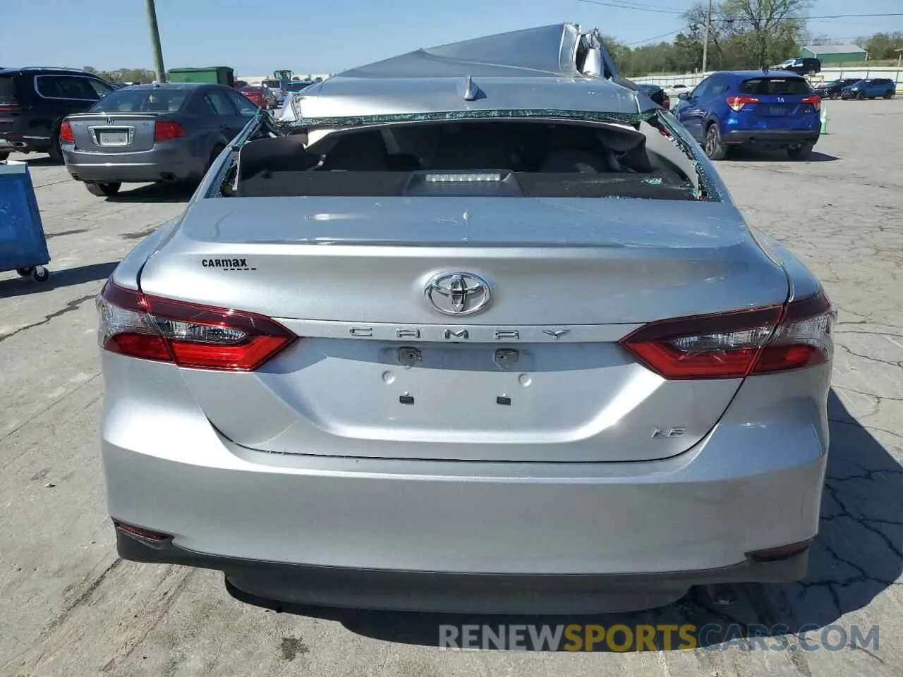 6 Photograph of a damaged car 4T1R11AK8NU057651 TOYOTA CAMRY 2022