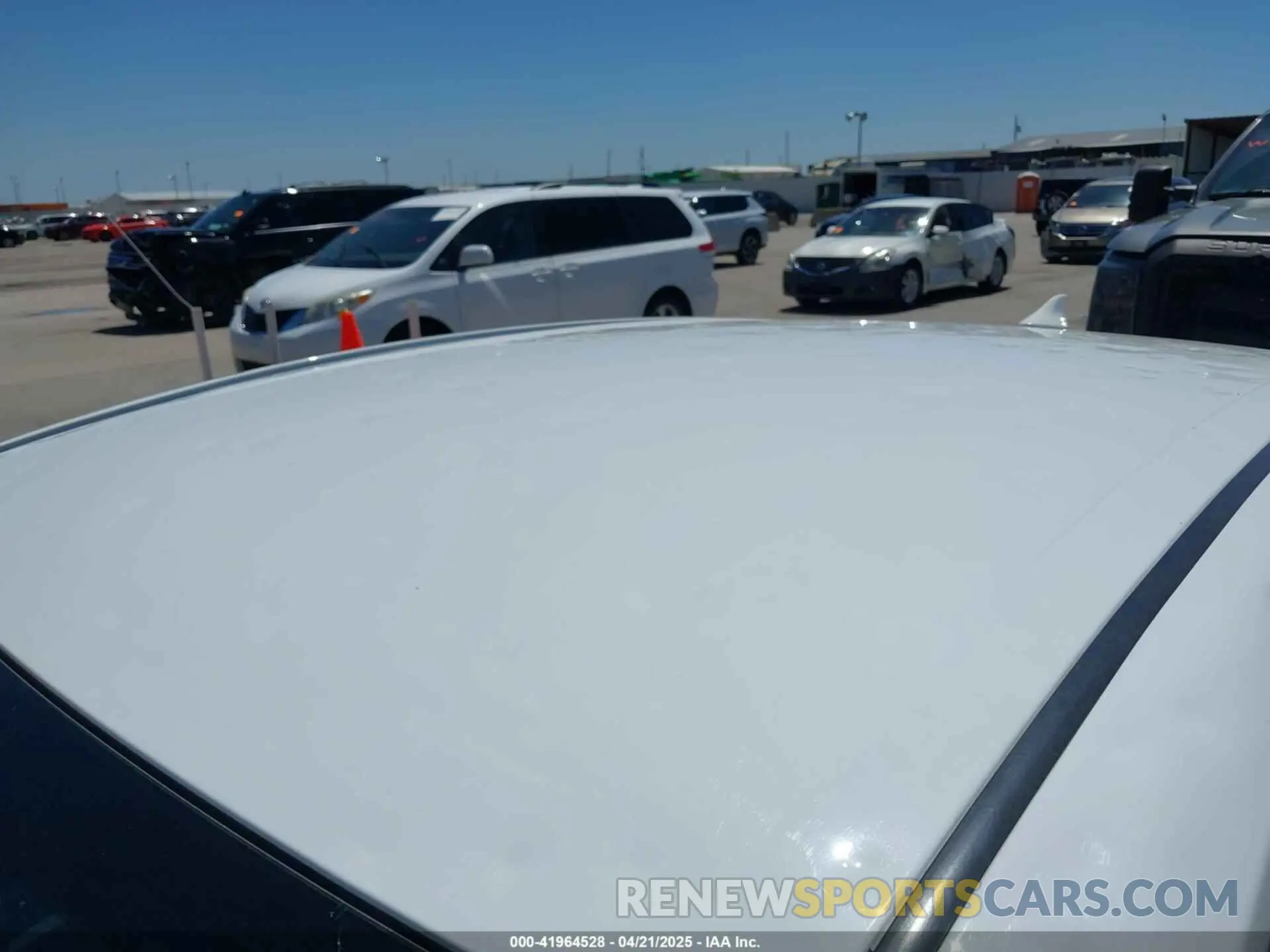 17 Photograph of a damaged car 4T1R11AK8NU676797 TOYOTA CAMRY 2022