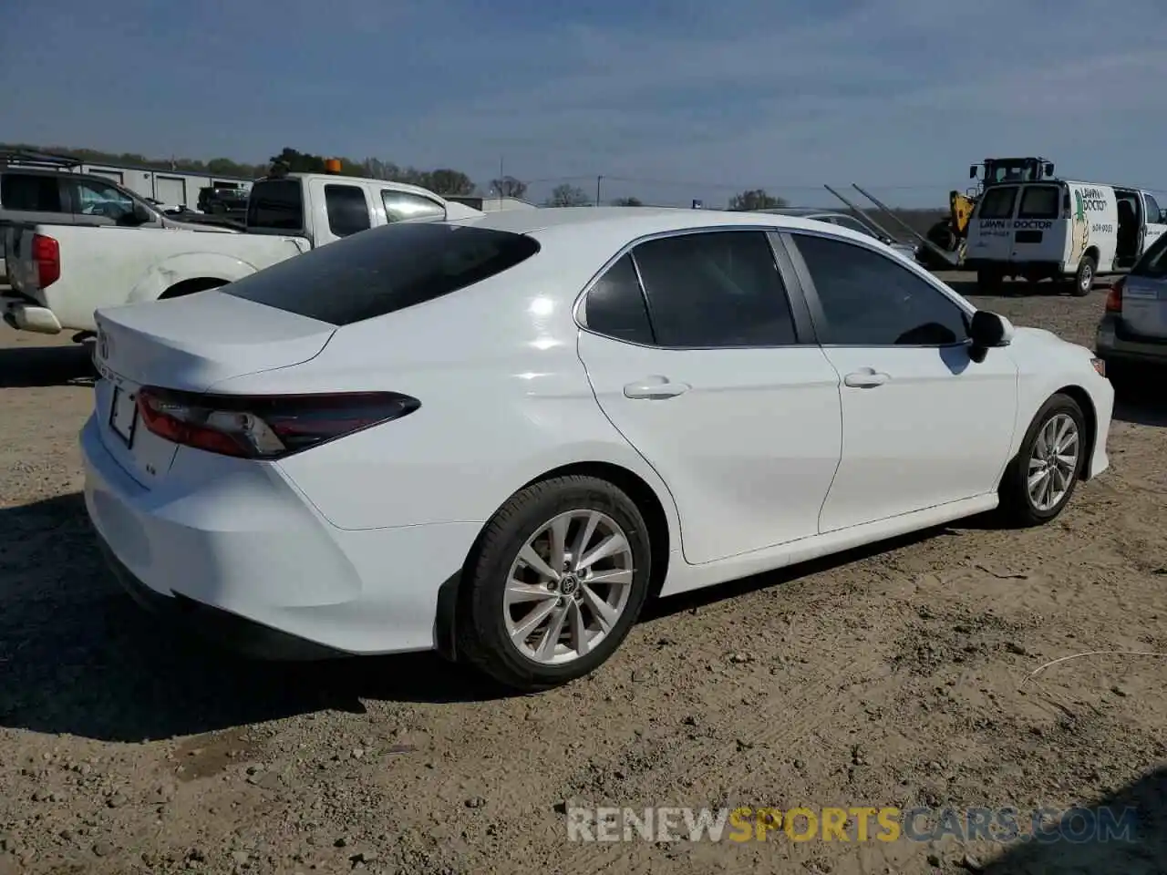 3 Photograph of a damaged car 4T1R11AK9NU642089 TOYOTA CAMRY 2022