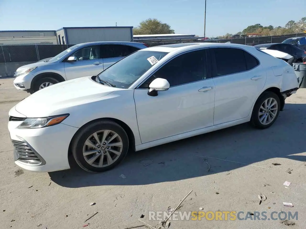 1 Photograph of a damaged car 4T1R11AK9NU648510 TOYOTA CAMRY 2022