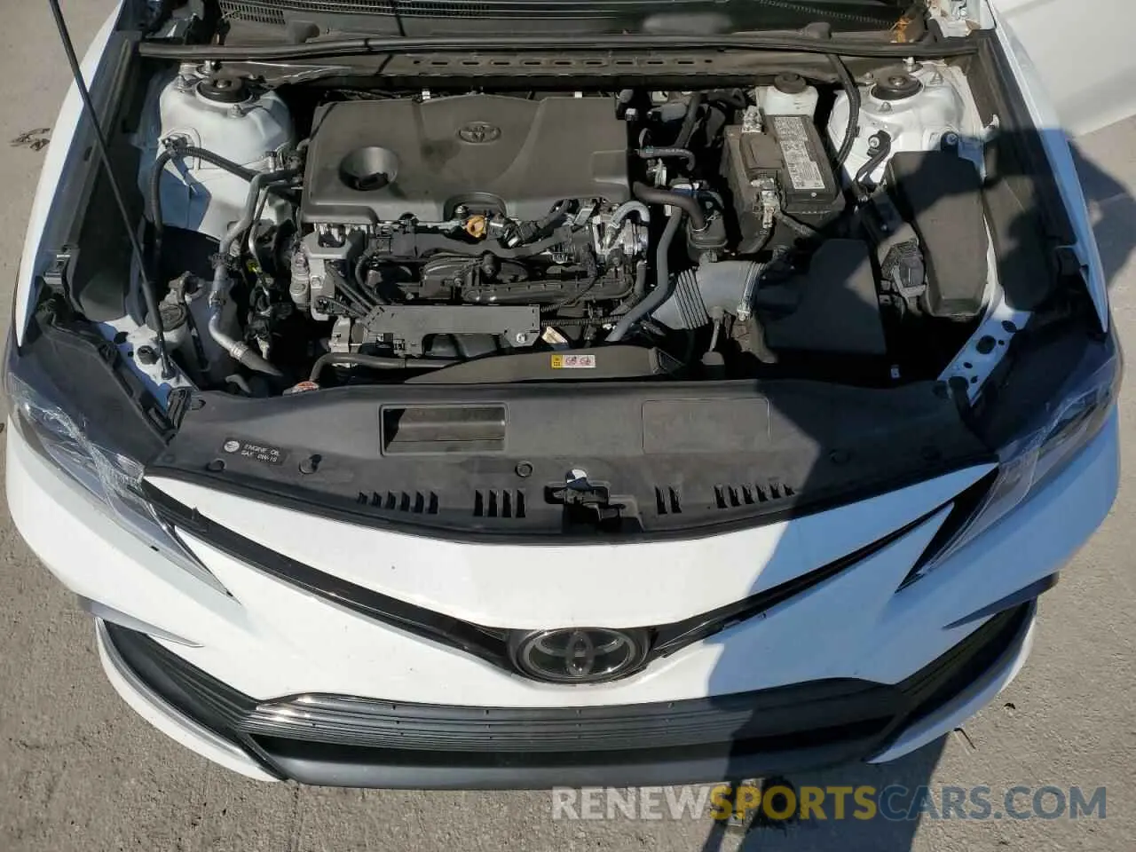 11 Photograph of a damaged car 4T1R11AK9NU648510 TOYOTA CAMRY 2022
