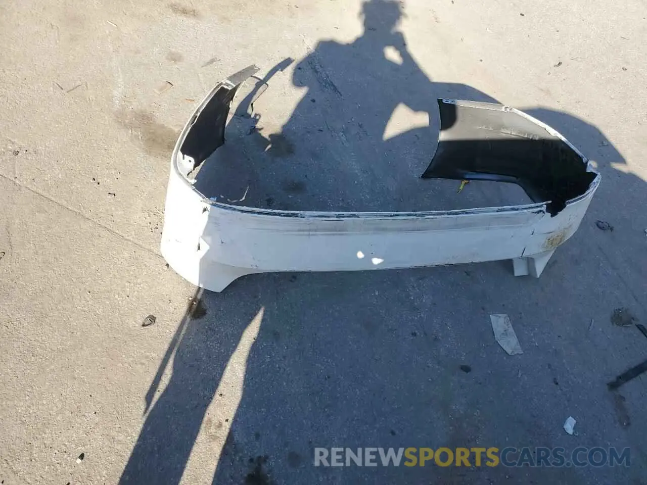 12 Photograph of a damaged car 4T1R11AK9NU648510 TOYOTA CAMRY 2022