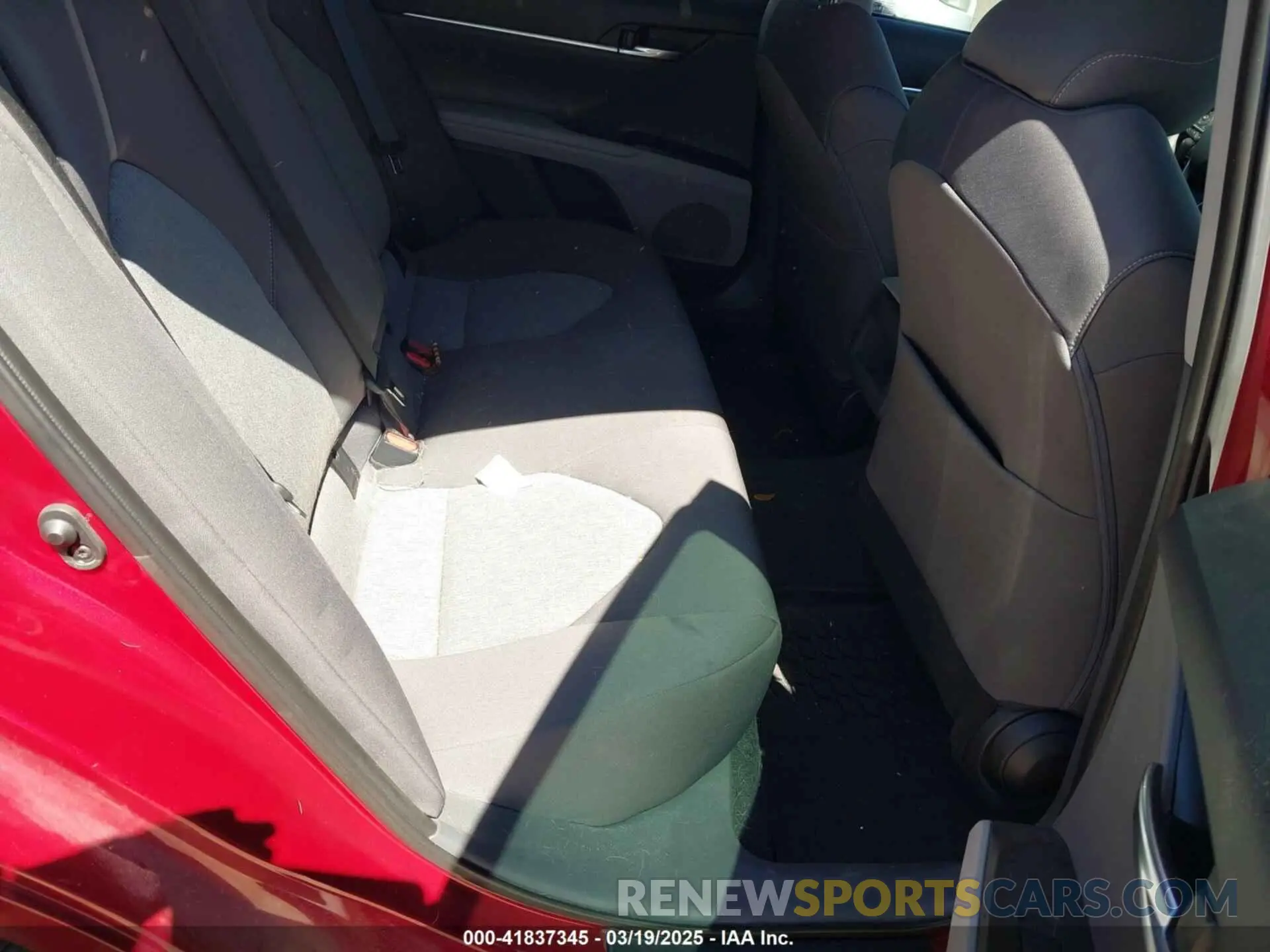 8 Photograph of a damaged car 4T1R11AK9NU655473 TOYOTA CAMRY 2022