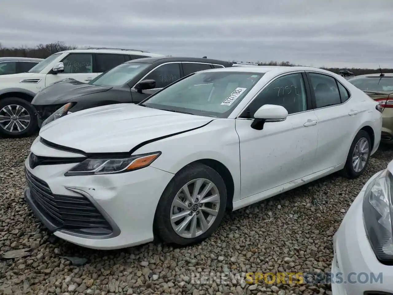 1 Photograph of a damaged car 4T1R11AK9NU678560 TOYOTA CAMRY 2022