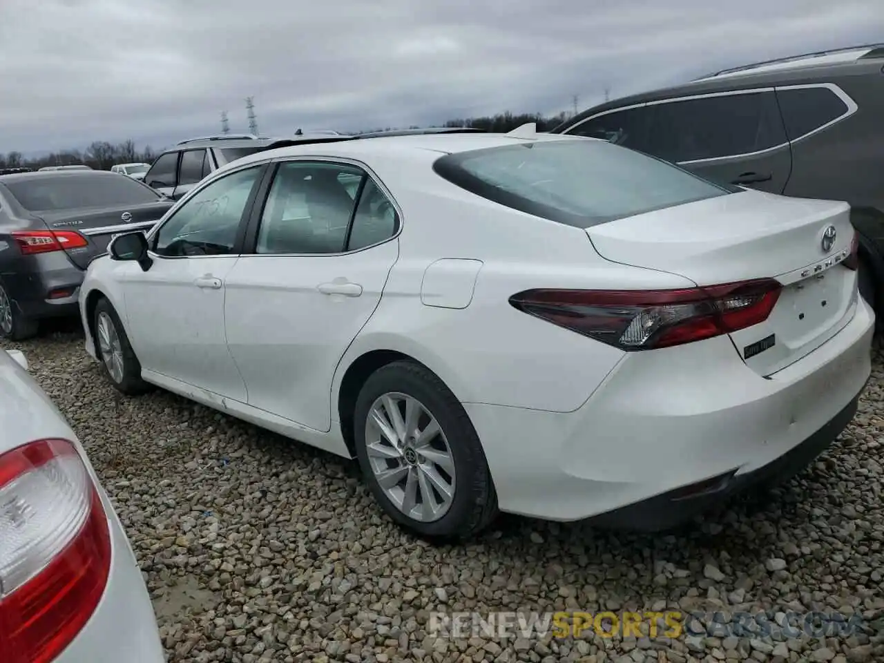 2 Photograph of a damaged car 4T1R11AK9NU678560 TOYOTA CAMRY 2022