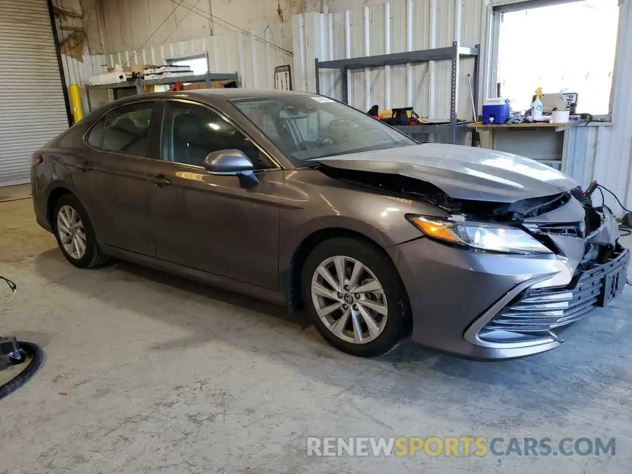 4 Photograph of a damaged car 4T1R11AKXNU075147 TOYOTA CAMRY 2022