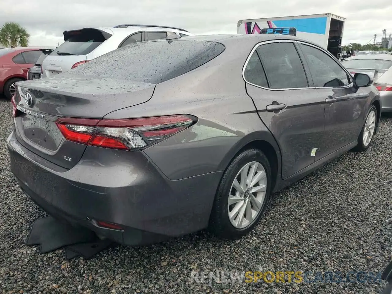 3 Photograph of a damaged car 4T1R11AKXNU623339 TOYOTA CAMRY 2022
