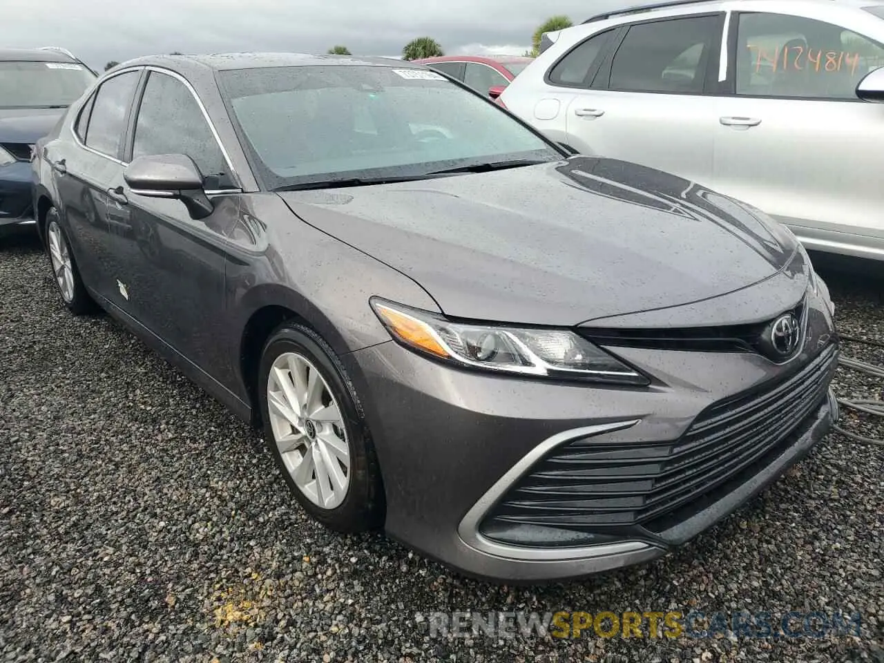 4 Photograph of a damaged car 4T1R11AKXNU623339 TOYOTA CAMRY 2022