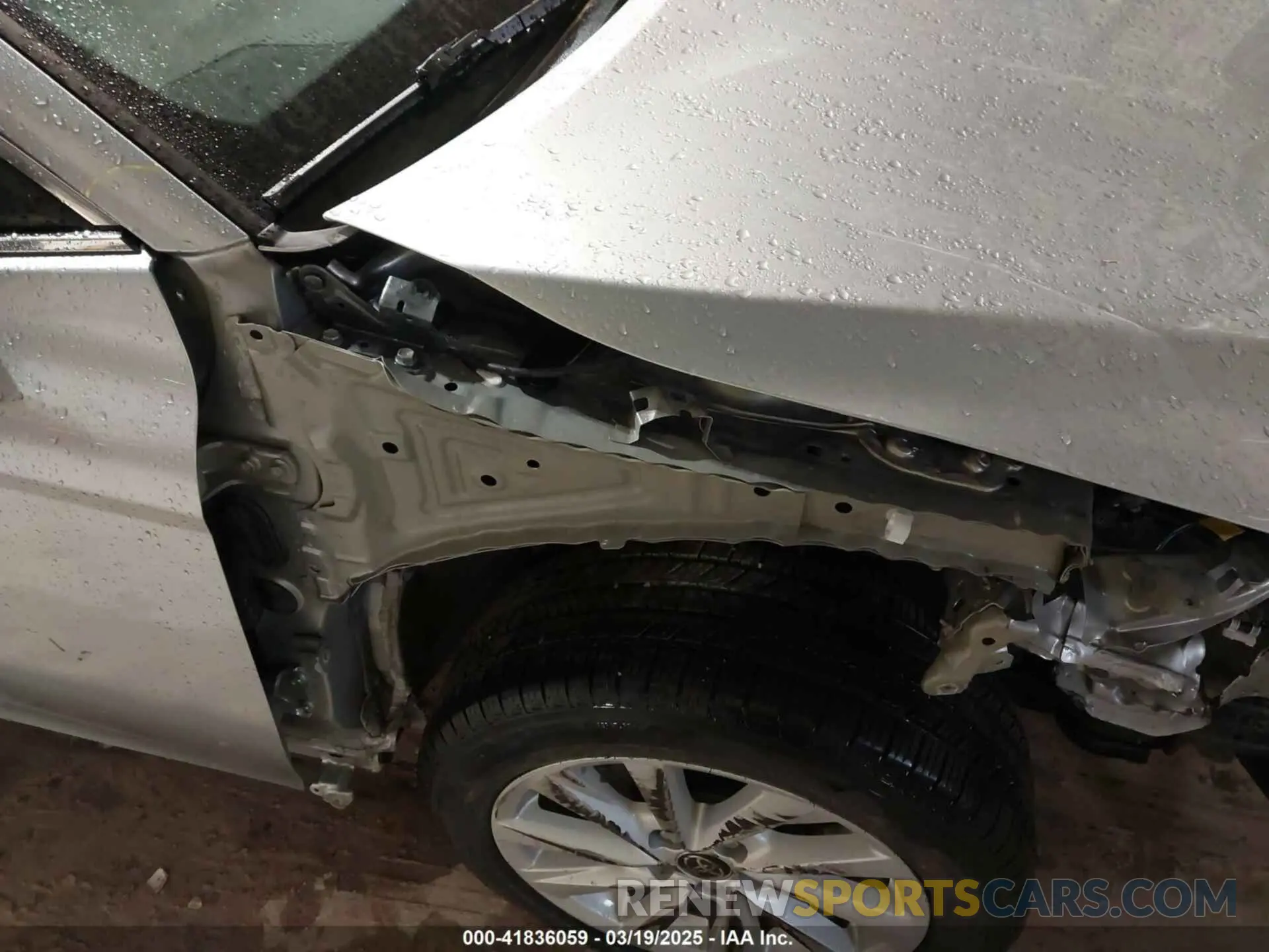 18 Photograph of a damaged car 4T1R11AKXNU646345 TOYOTA CAMRY 2022